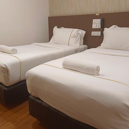 Mii Smile Hotel Penang George Town Exterior photo
