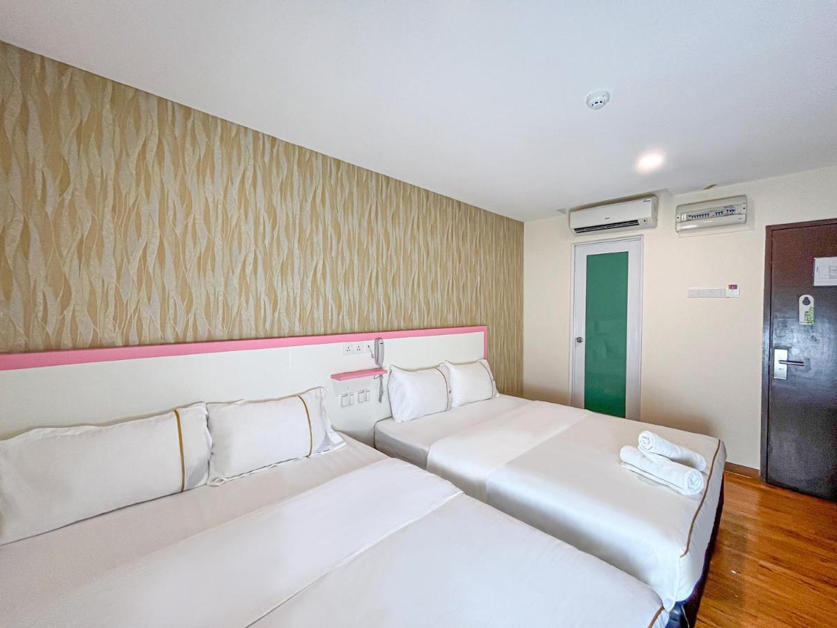 Mii Smile Hotel Penang George Town Exterior photo