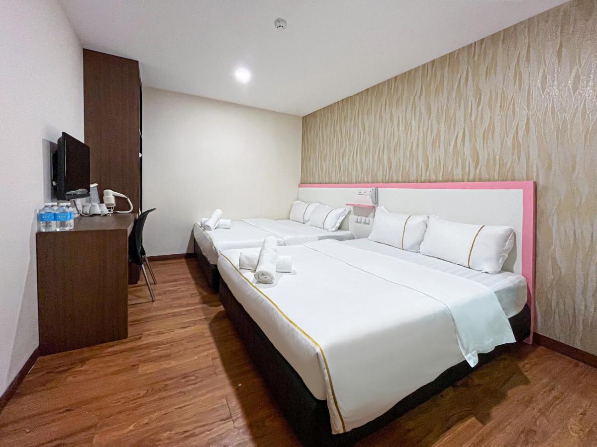 Mii Smile Hotel Penang George Town Exterior photo